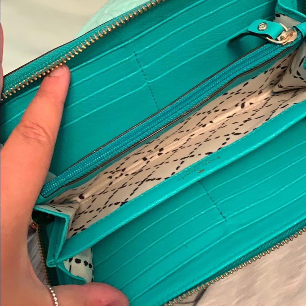 Kate Spade Wallet - Picture 4 of 5